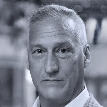 Portrait of Paul Bruni, Director of International Logistics Business Development at DNA Supply Chain Solutions